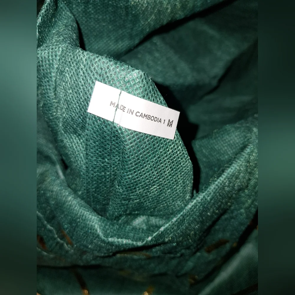 GIFT BAG GREEN & GOLD